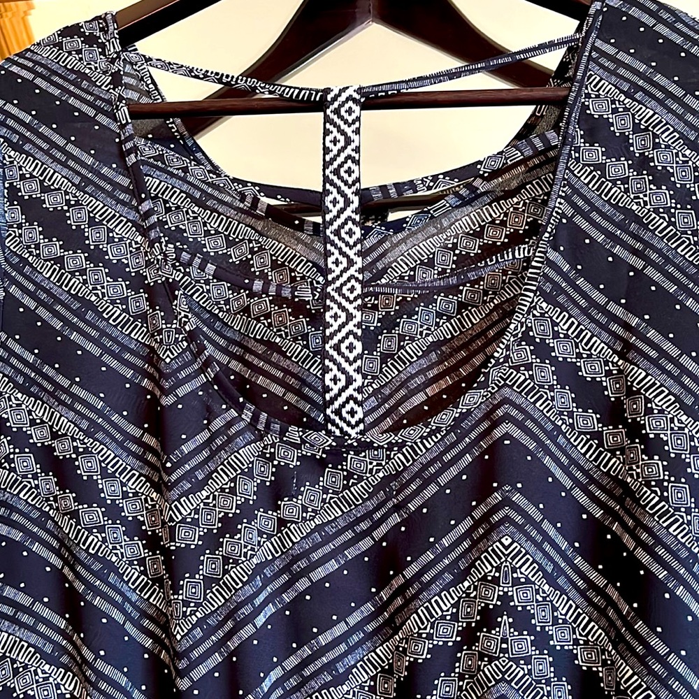 NWOT MAURICES LIGHT WEIGHT WRINKLE FREE FABRIC 3/4 SLEEVE SUMMER TOP SMALL - Picture 6 of 9